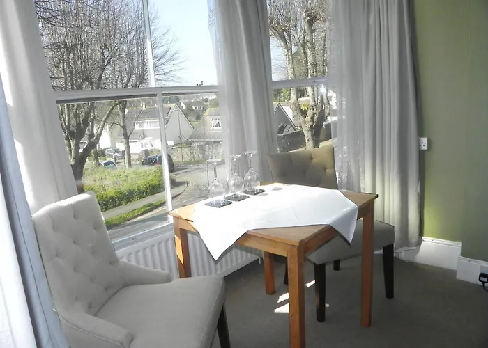 Dunedin Guest House