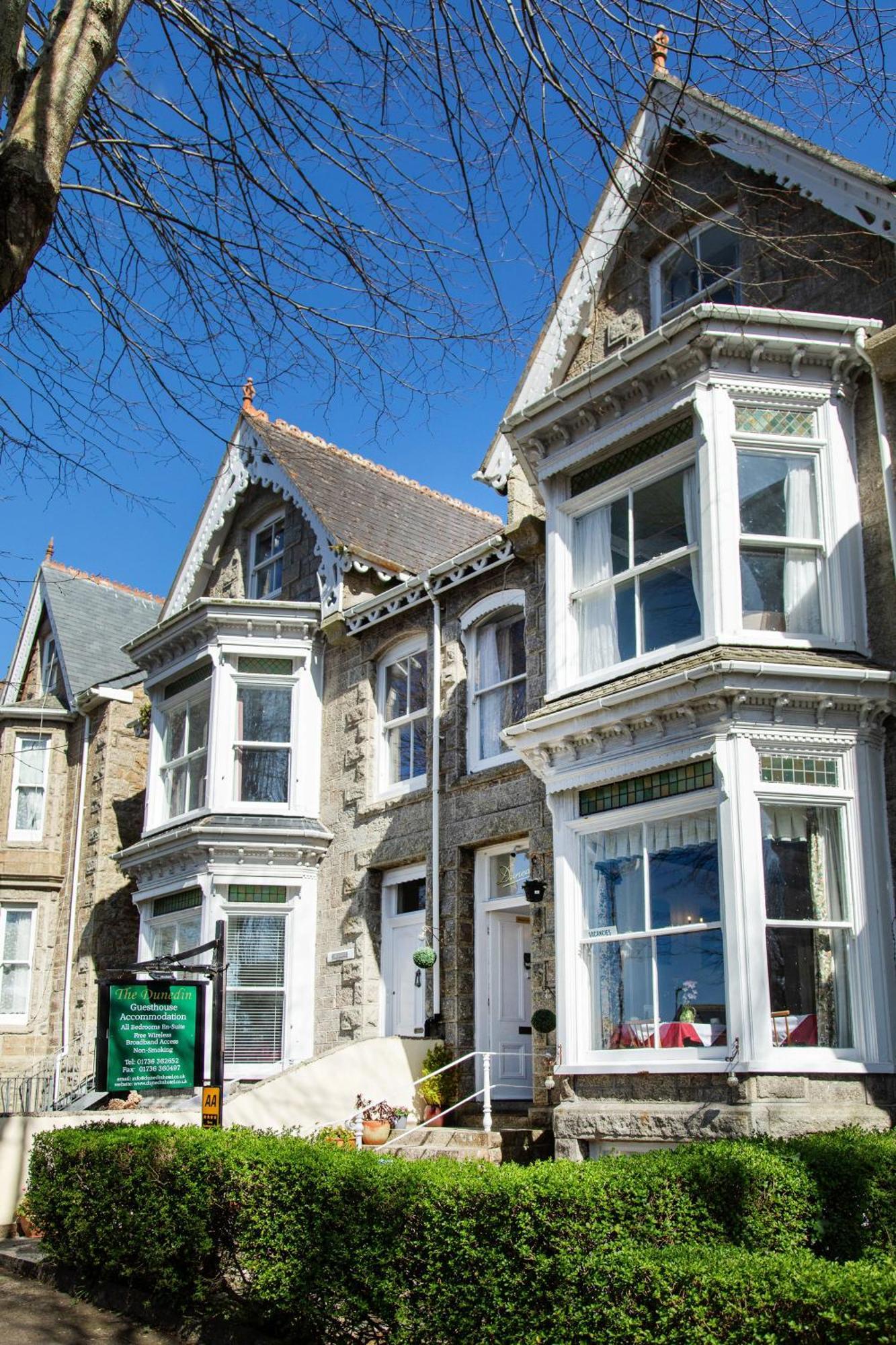 Dunedin 4* Penzance