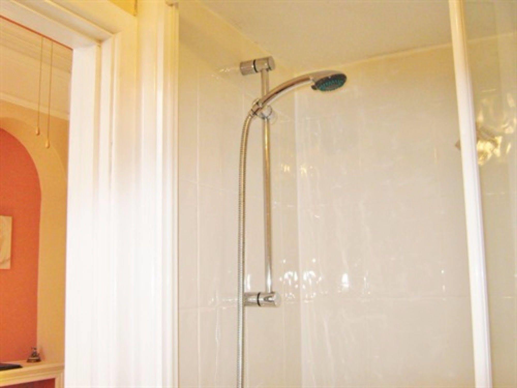 Guest house Dunedin 4*